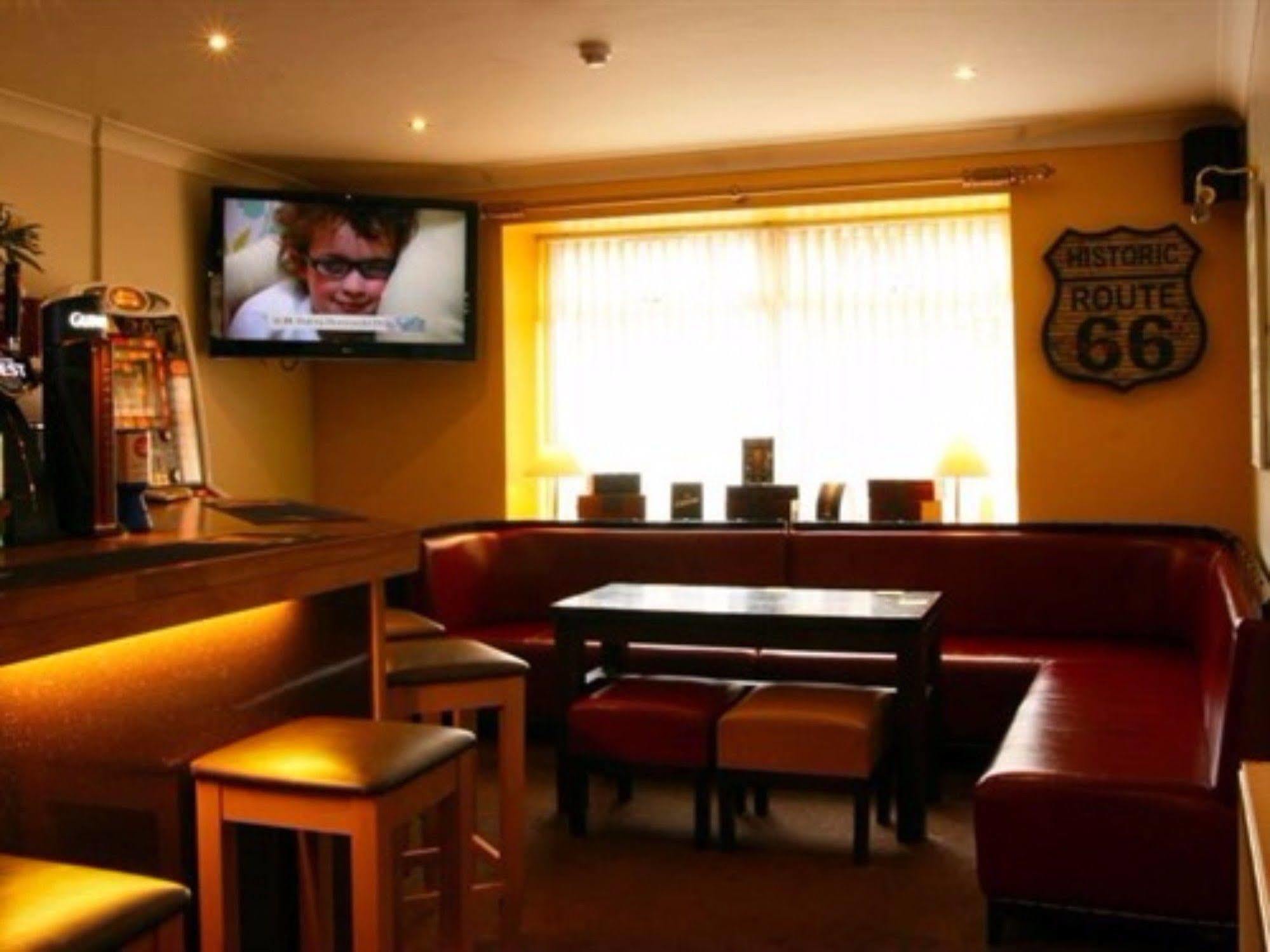 The Townhead Hotel Локерби Экстерьер фото